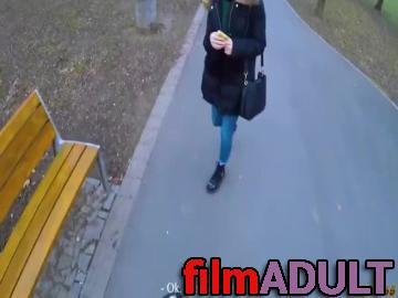 Минет в парке за деньги - фото 12