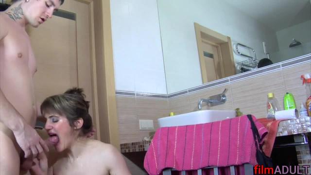 Секс с мамой. Крутой русский инцест ролик - фото 11