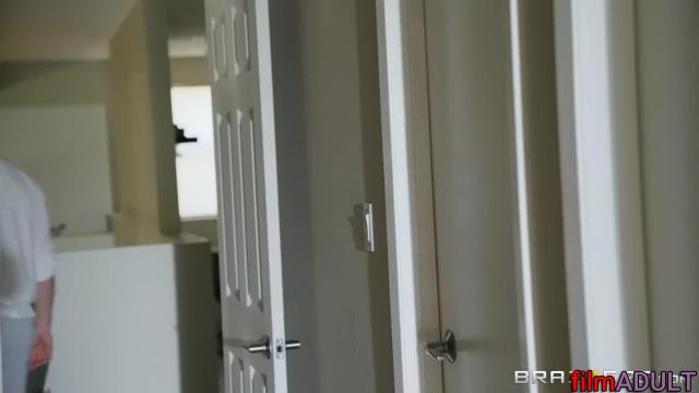 Жена спит с соседом - фото 2