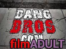 Подсмотрел за мамой - фото 12