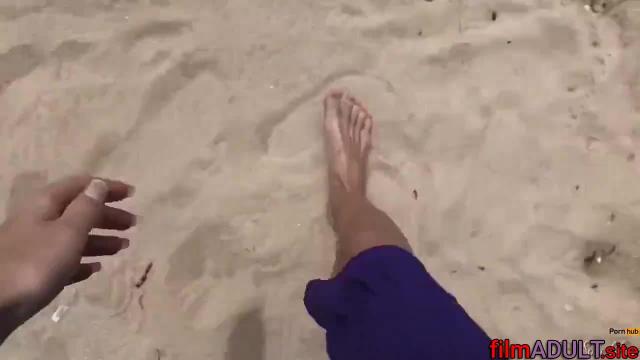 Секс с подругой на пляже - фото 2