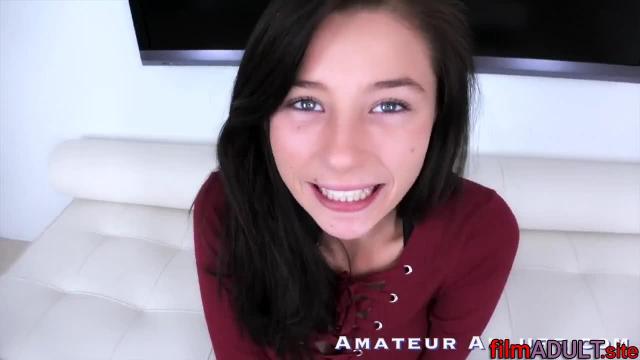 Сестренка умеет сосать - фото 6