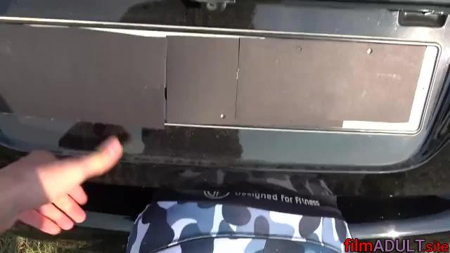 Вывез сучку в лес и трахнул - фото 2