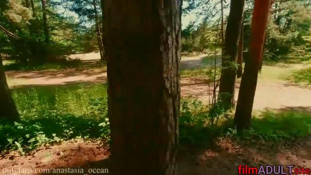 Прогулка голышом на природе - фото 6