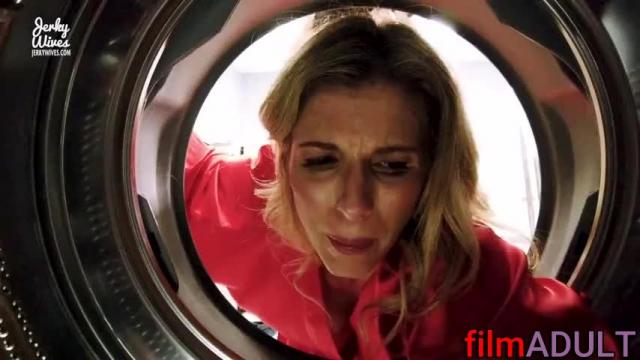 Сын поступил подло, потому что трахнул застрявшую мать в стиралке [incest, секс с мамой, инцест, милф, milf] - фото 6