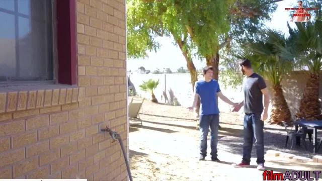 Переведенное порно на русский секса мамы с друзьями сына - фото 1