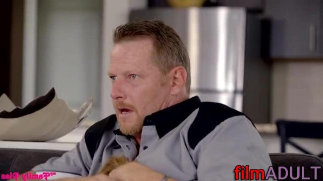 В тайне трахнул падчерицу пока жена не видит - фото 4