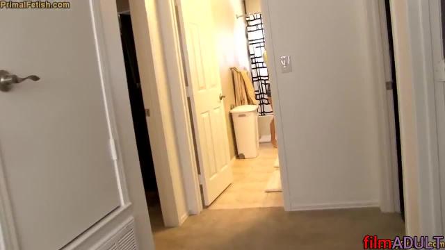 Пасынок трахает мачеху ночью, а потом днем с ее разрешения [HD porno video] - фото 7