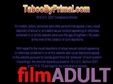 Папа жестко трахает свою дочку пока жена въебывает на работе - фото 12